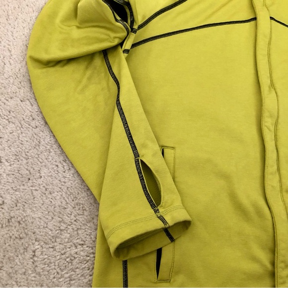 REI Men’s Athletic Activitewear Jacket - Picture 12 of 12